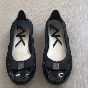 EUC Anne Klein sport ballerina slippers